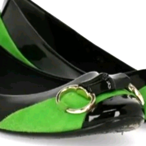 Black & green patent leather horsebit flats